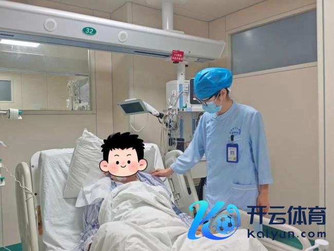 男人熬夜打牌喝酒突发心梗 不良民俗险酿悲催